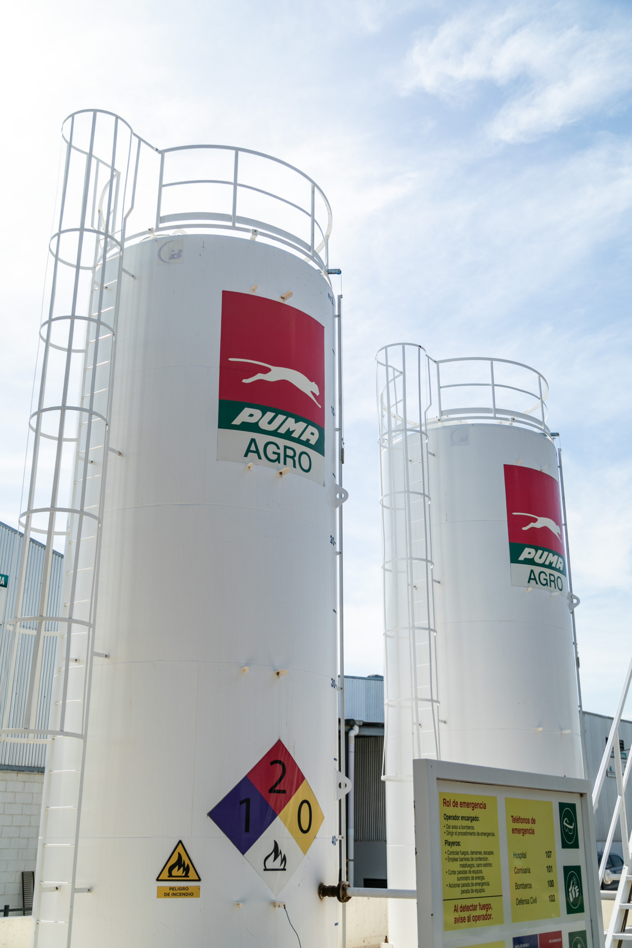 Tanques de combustible Puma Agro en la planta